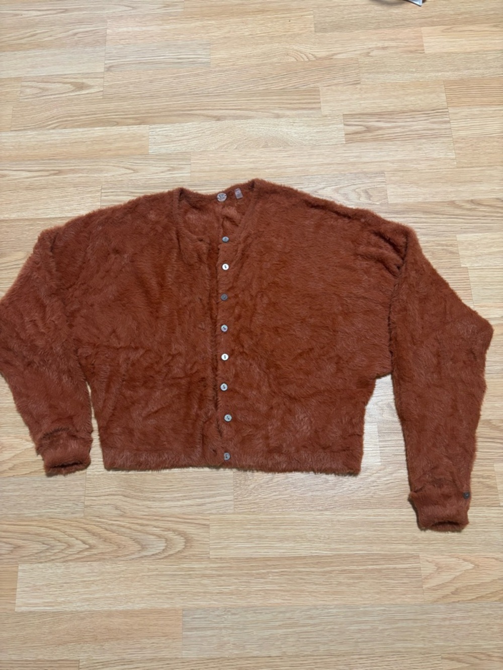 “Free People” super soft cardigan size Small in great condition